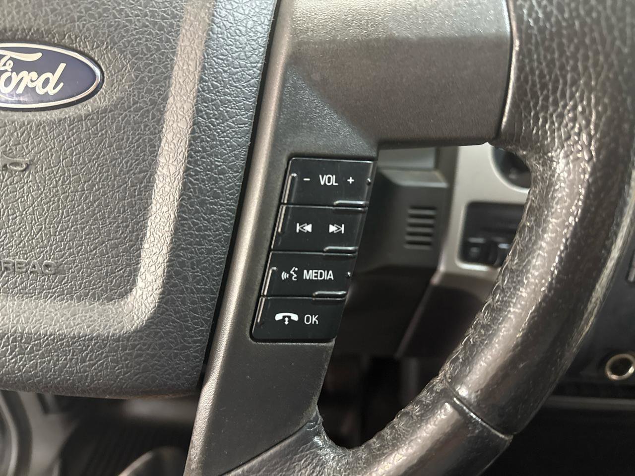 Used 2012 Ford F150 XLT w/ XLT Chrome Pkg AWD/4WD image 14