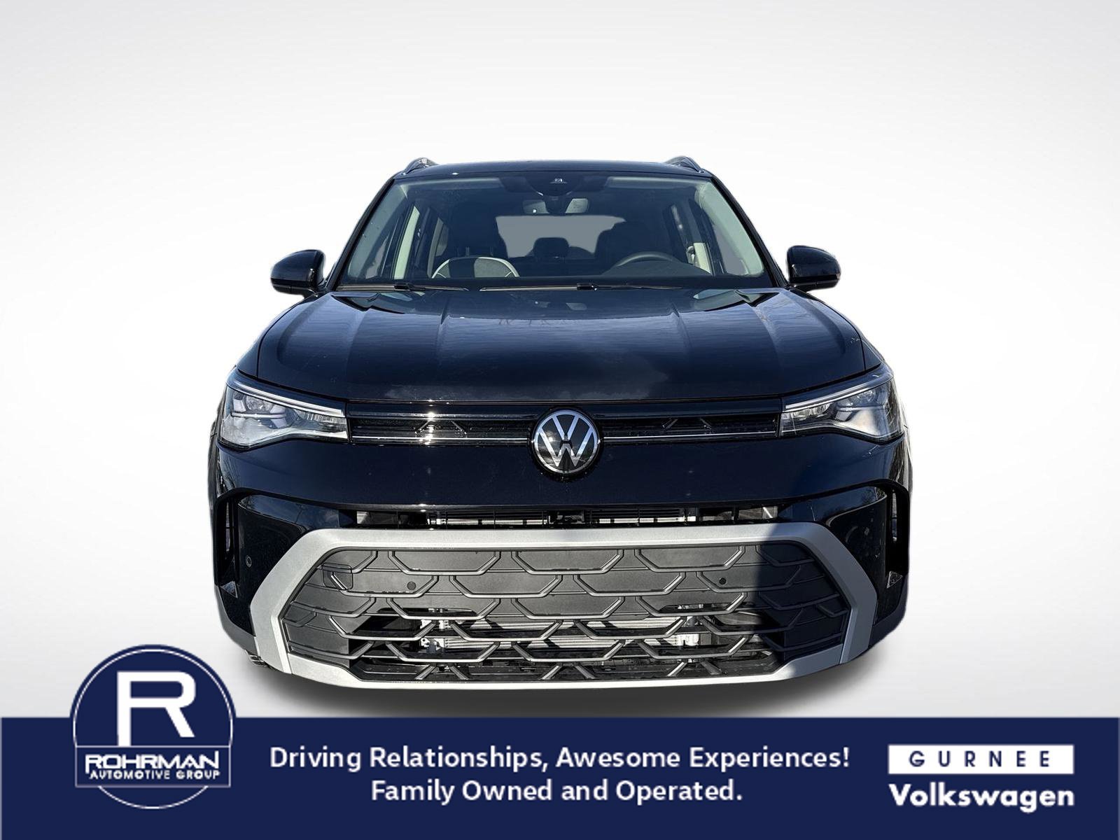 New 2026 Volkswagen Taos SE AWD/4WD image 3