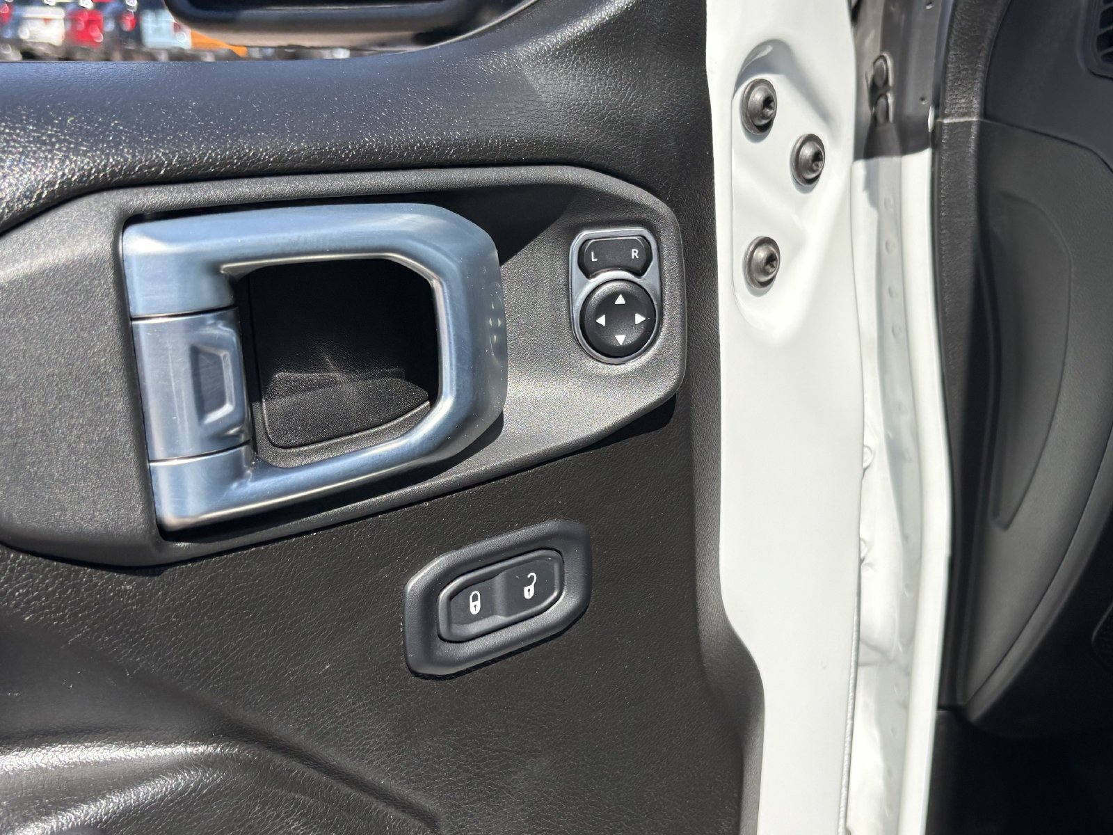Used 2026 Jeep Gladiator Mojave AWD/4WD image 24