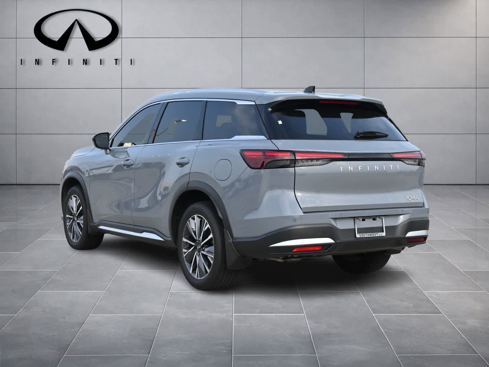 Used 2026 INFINITI QX60 Luxe w/ Cargo Package FWD image 5