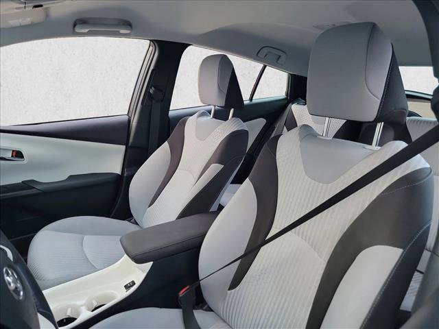 Used 2019 Toyota Prius Prime Plus image 13