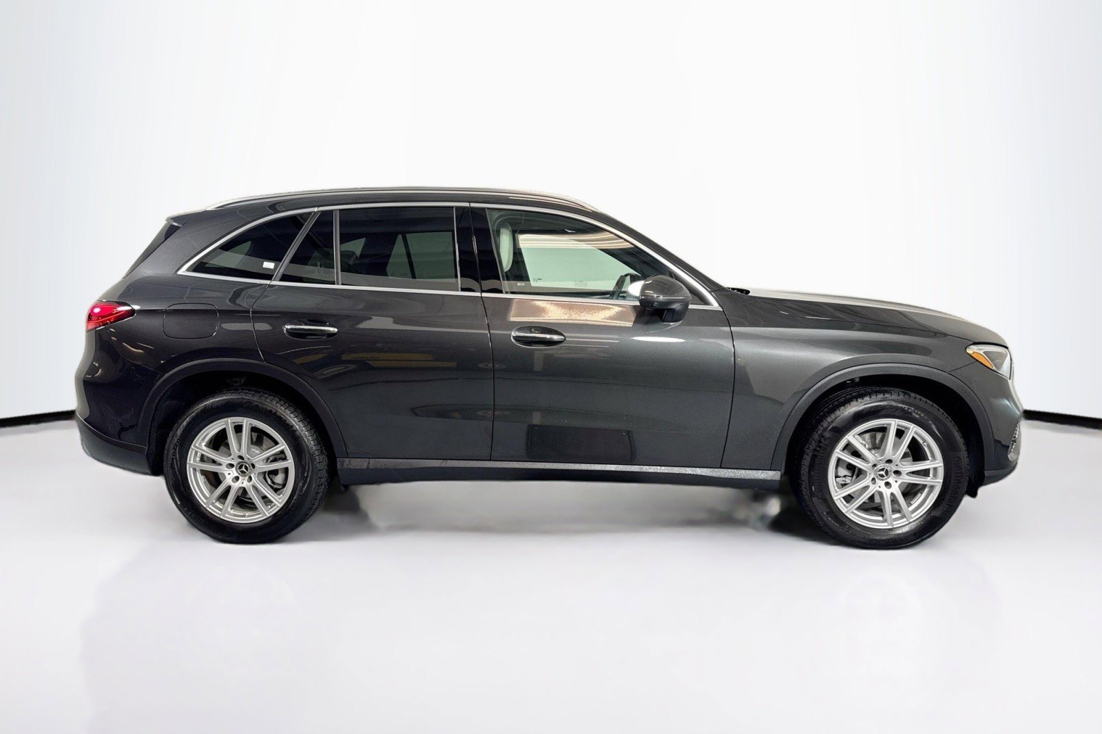 Certified 2026 Mercedes-Benz GLC 300 image 4