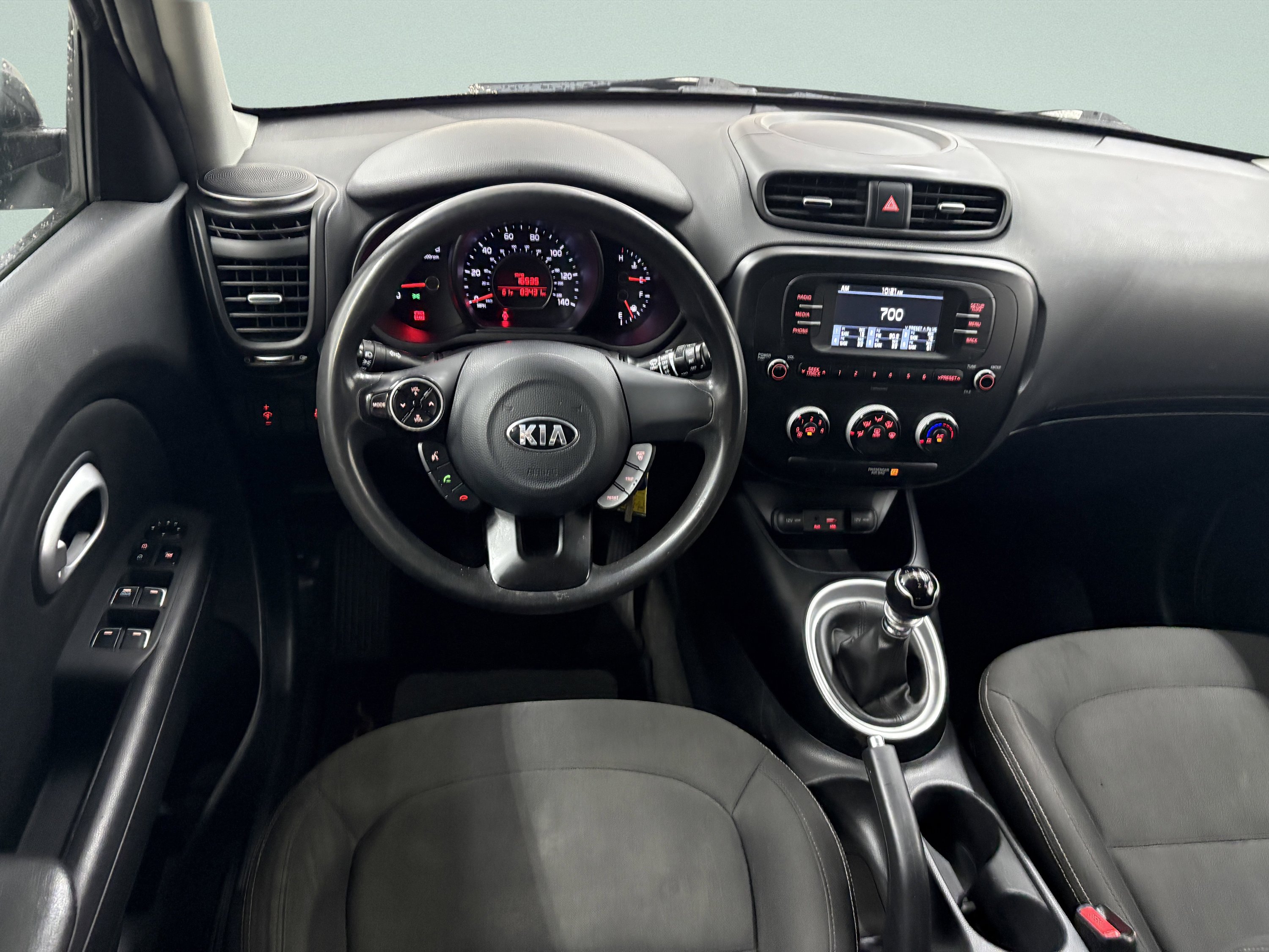 Used 2017 Kia Soul FWD image 11