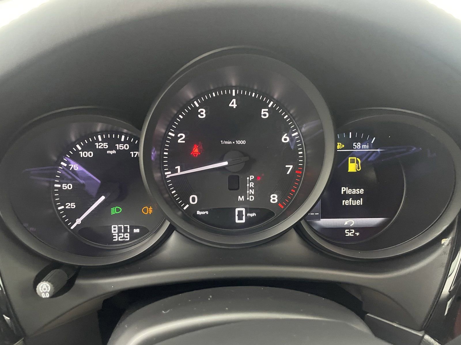 Certified 2026 Porsche Macan Turbo image 9