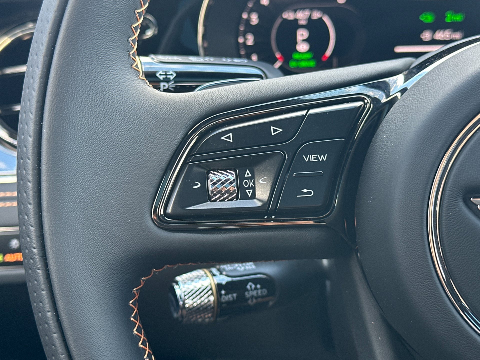 New 2025 Bentley Flying Spur Plug-In Hybrid image 27
