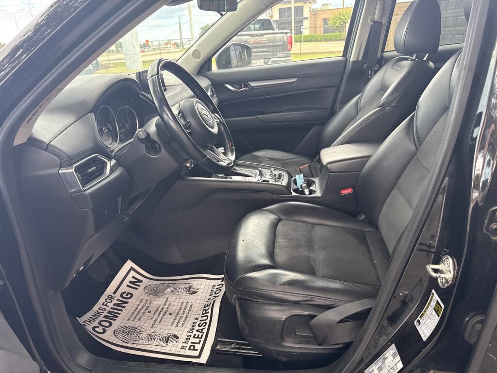 Used 2017 MAZDA CX-5 Touring image 10