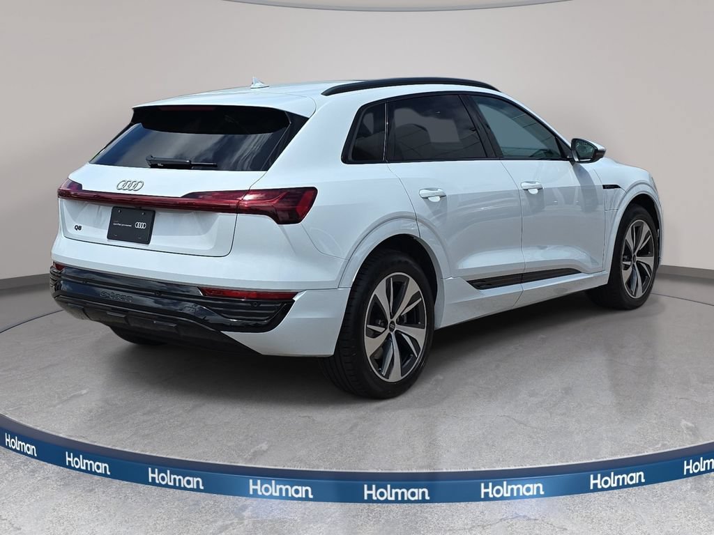 Certified 2024 Audi Q8 e-tron Premium Plus AWD/4WD image 5