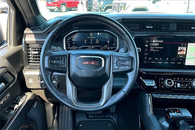 Used 2023 GMC Sierra 1500 AT4 w/ AT4 Preferred Package image 9