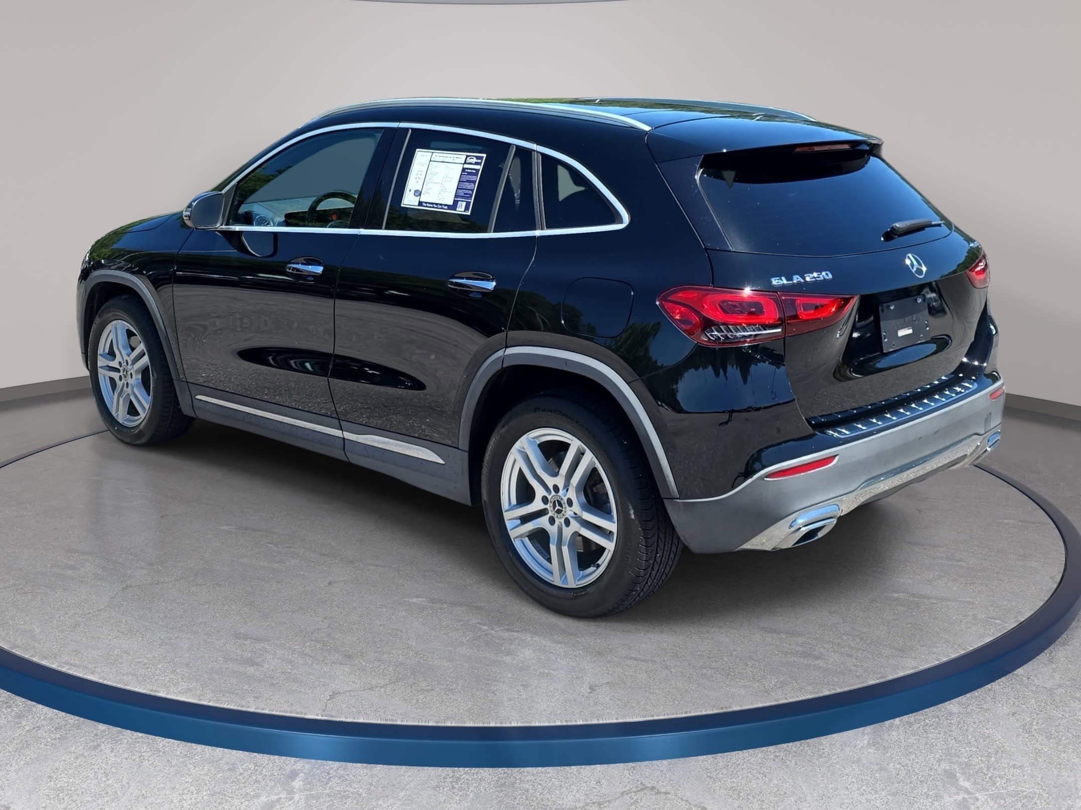 Used 2021 Mercedes-Benz GLA 250 4MATIC image 7