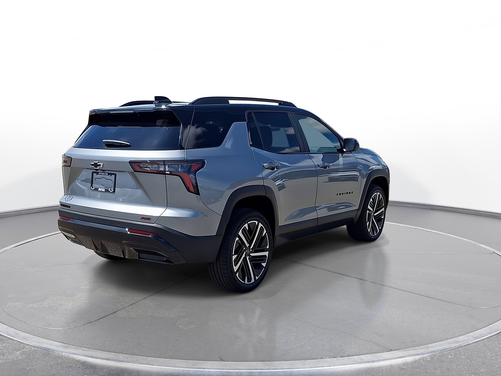 New 2026 Chevrolet Equinox RS w/ LPO, Floor Liner Package FWD image 8