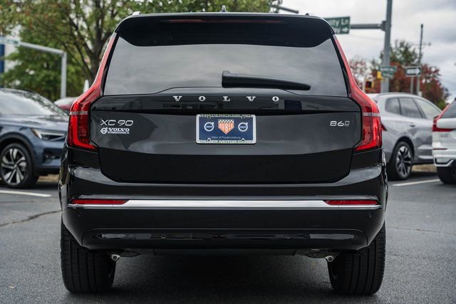 New 2026 Volvo XC90 B6 Ultra w/ Protection Package image 6
