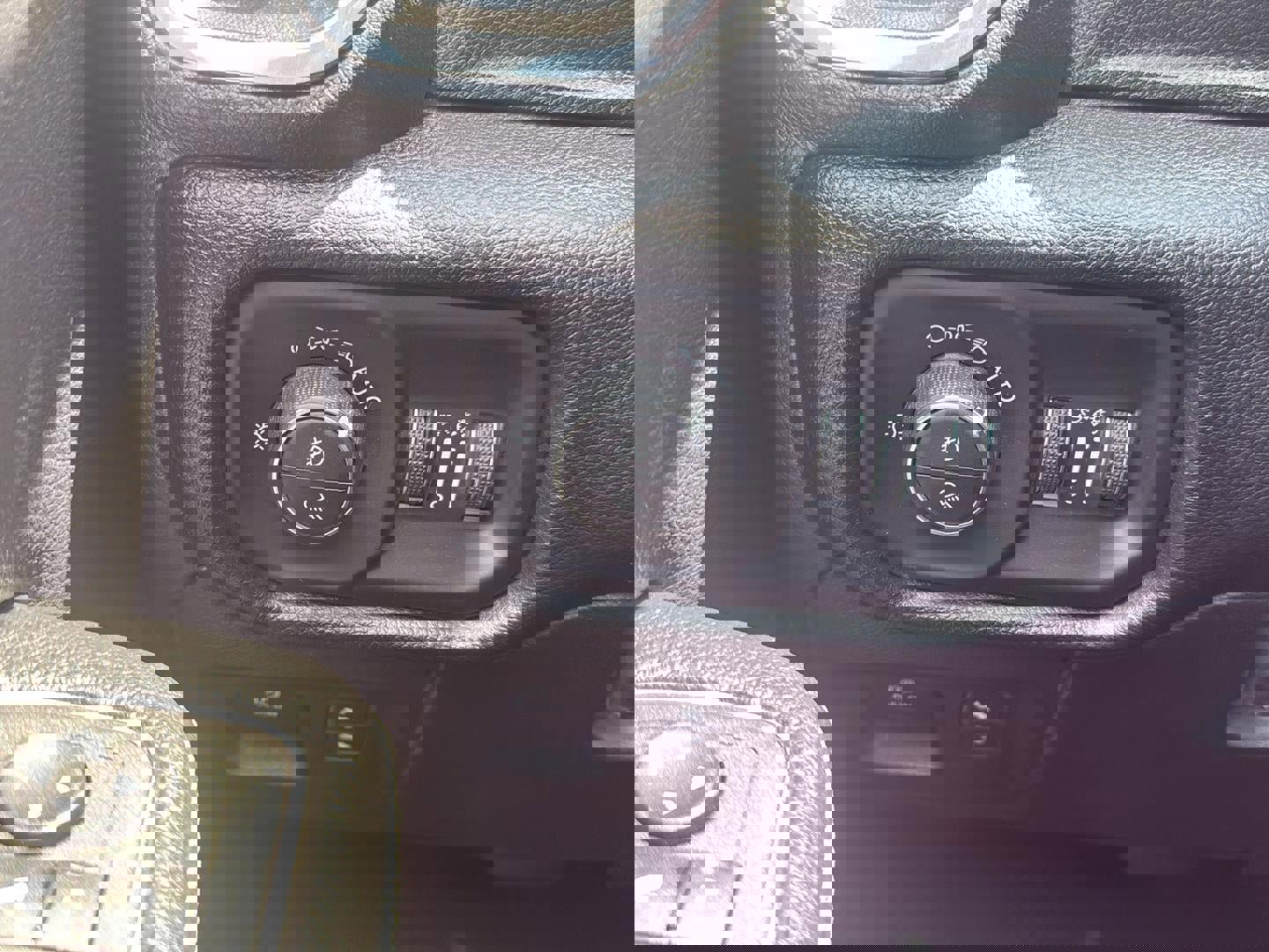 Used 2022 RAM 1500 Laramie image 19