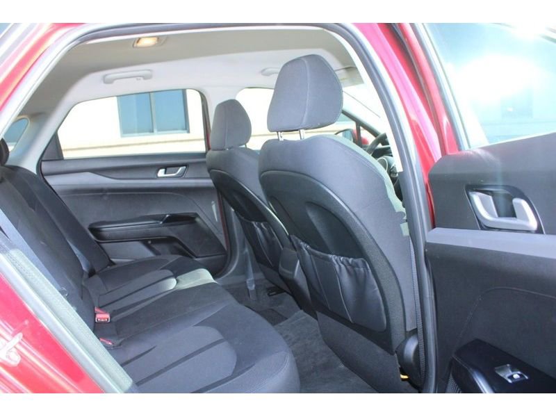 Used 2021 Kia K5 LXS image 9