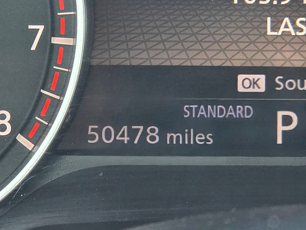 Used 2024 Nissan Pathfinder SV FWD image 38