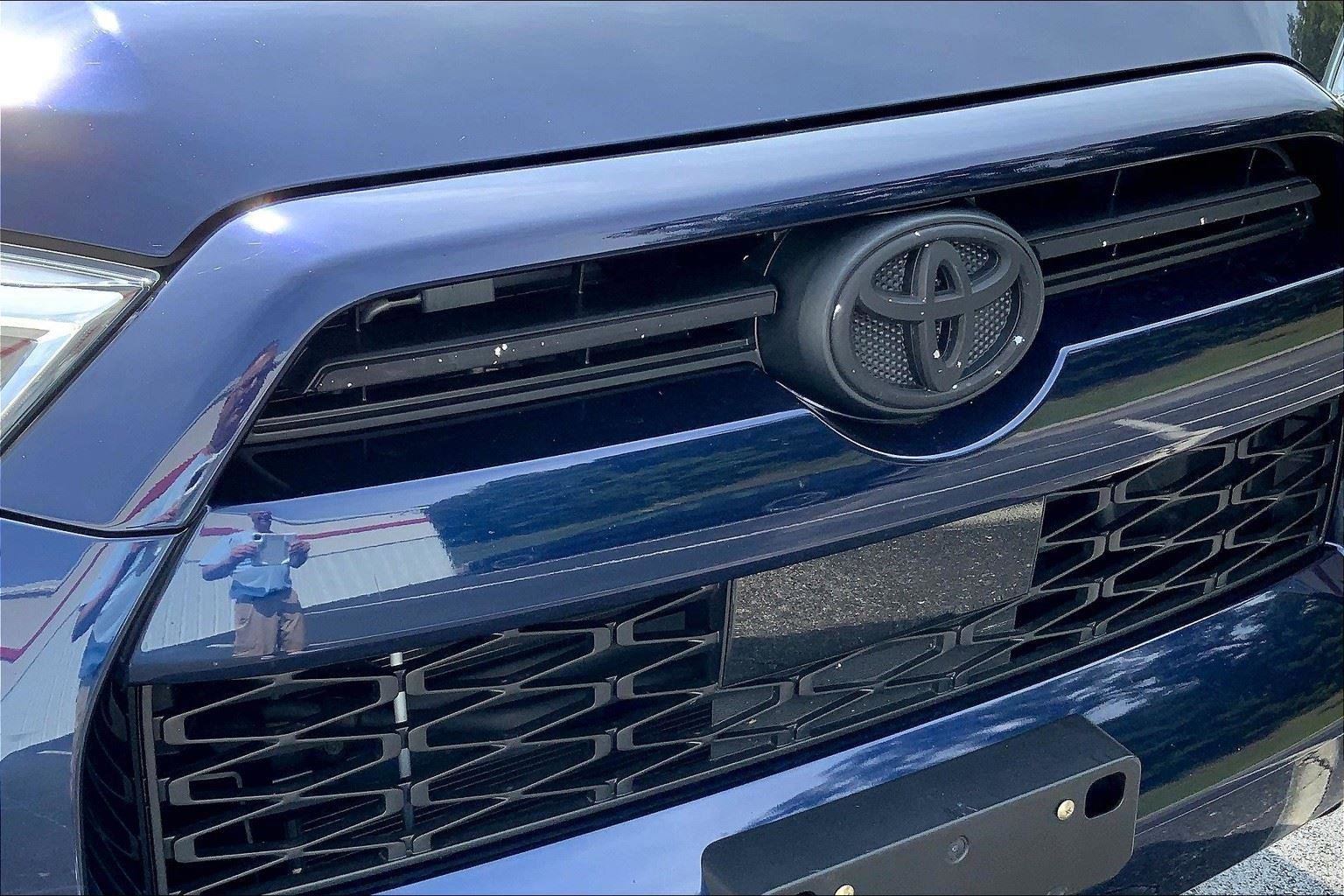 Used 2020 Toyota 4Runner SR5 Premium image 29