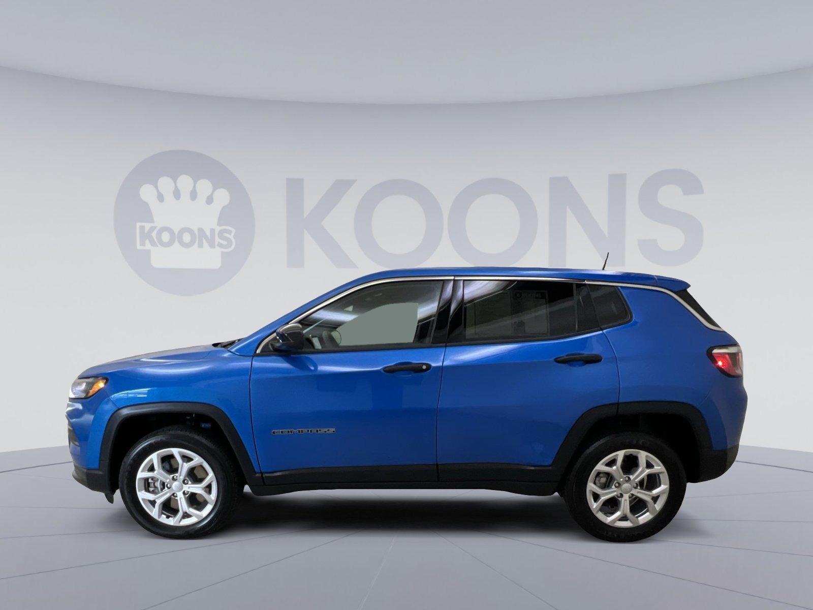 Used 2024 Jeep Compass Sport AWD/4WD image 5