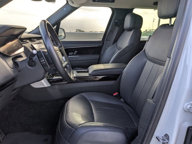Used 2023 Land Rover Range Rover Long Wheelbase SE image 13