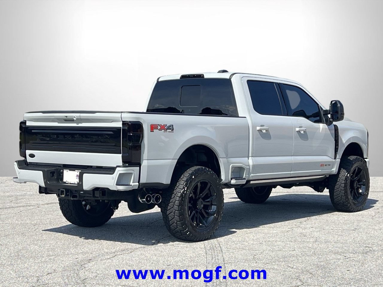 Used 2026 Ford F250 Platinum AWD/4WD image 3