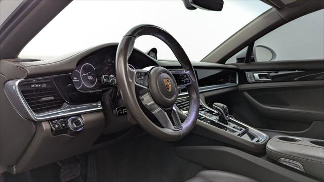 Used 2017 Porsche Panamera 4 AWD/4WD image 22