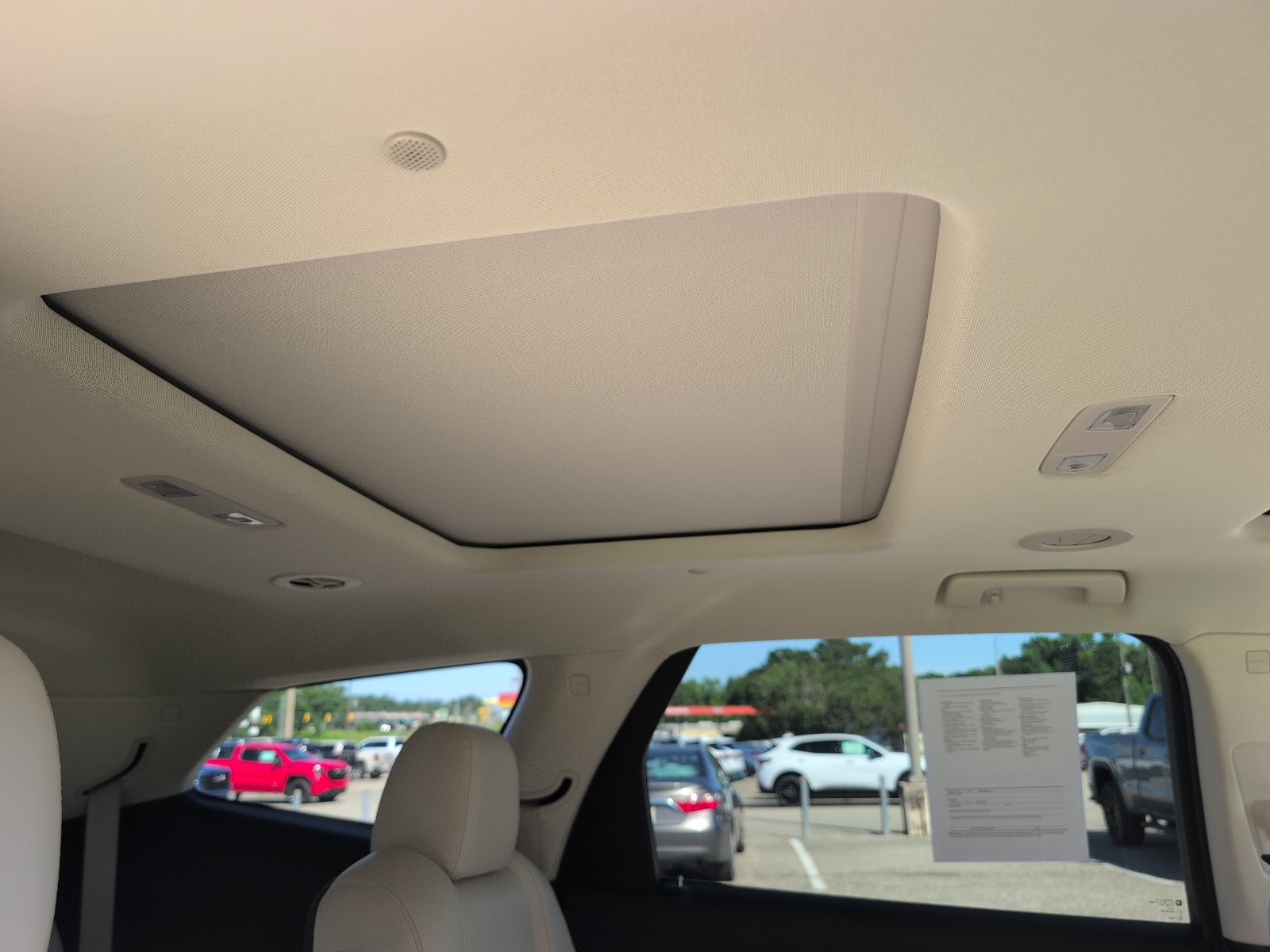 Used 2023 Buick Enclave Premium w/ Experience Buick Package FWD image 17
