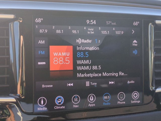 Used 2018 Chrysler Pacifica Touring Plus FWD image 13