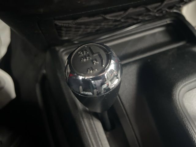 Used 2017 Jeep Wrangler Unlimited Sport w/ Connectivity Group image 9