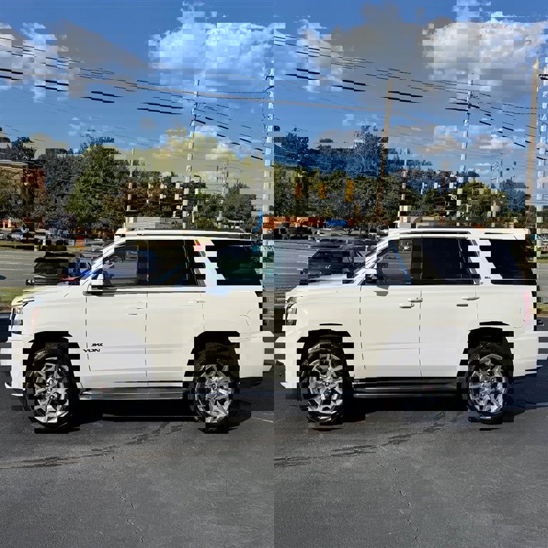 Used 2018 GMC Yukon SLT image 4