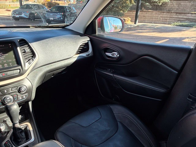 Used 2015 Jeep Cherokee Limited AWD/4WD image 26