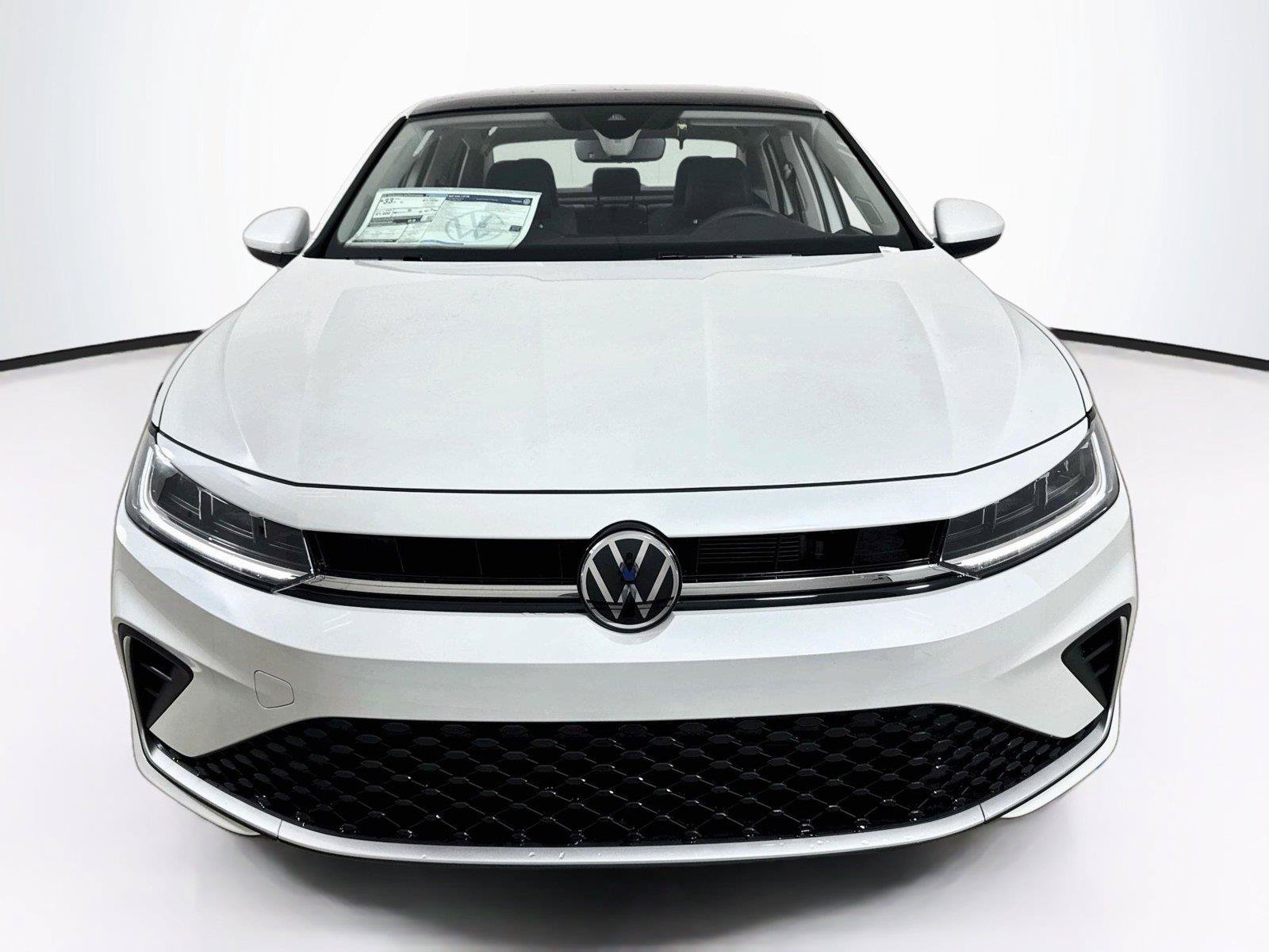 New 2027 Volkswagen Jetta SE FWD image 4