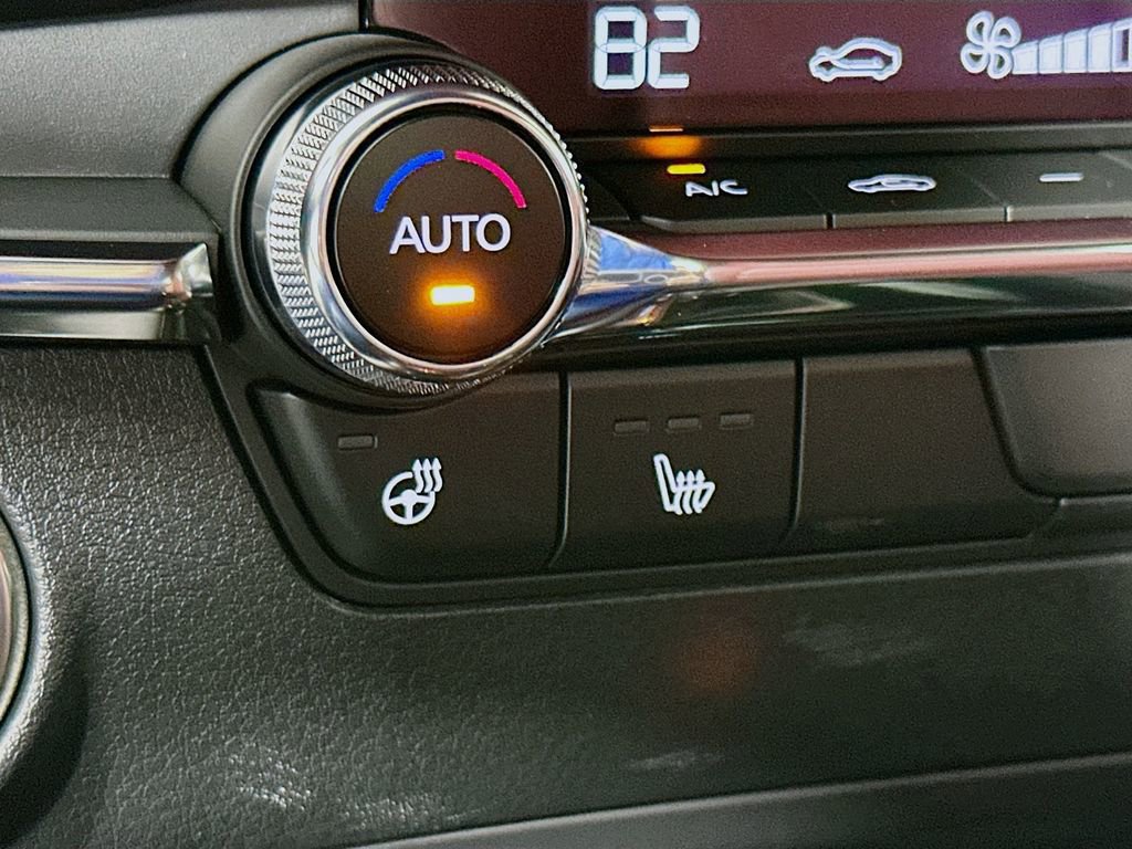 New 2026 MAZDA MAZDA3 Hatchback w/Premium Plus Pkg image 27