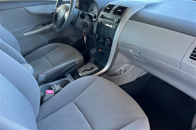 Used 2010 Toyota Corolla S image 18