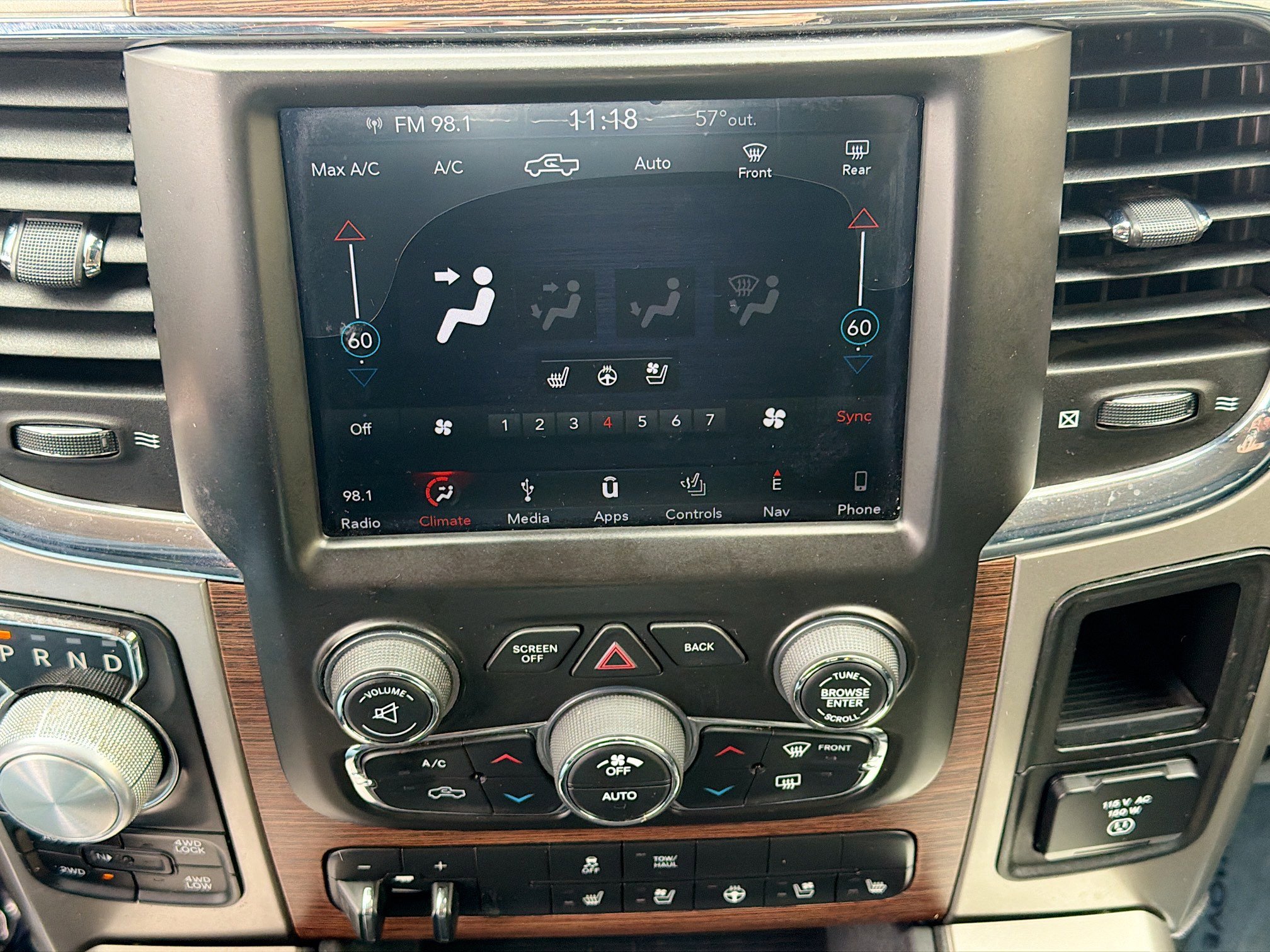 Used 2018 RAM 1500 Laramie w/ Convenience Group AWD/4WD image 23
