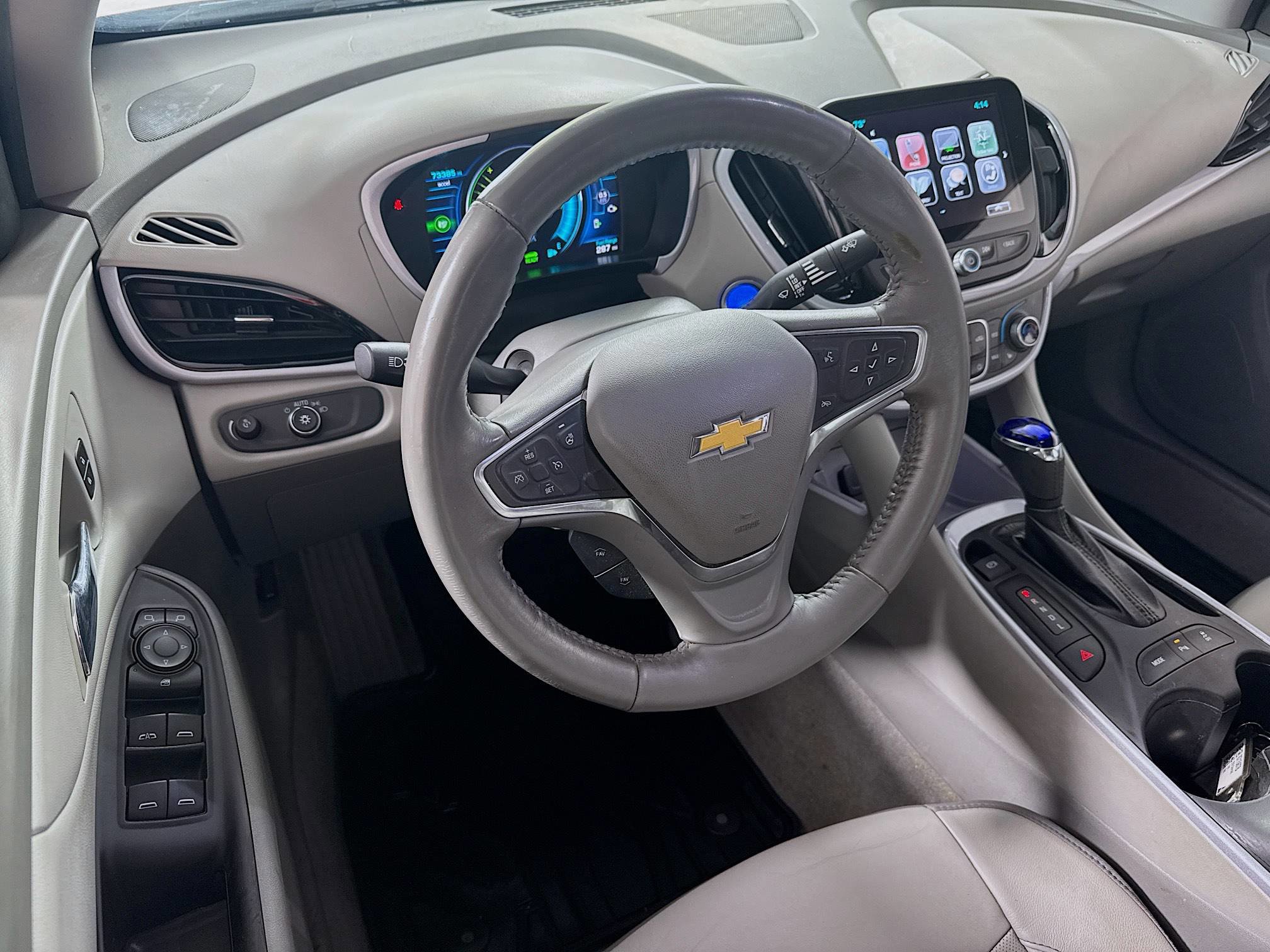 Used 2018 Chevrolet Volt LT w/ LT Driver Confidence Package image 21