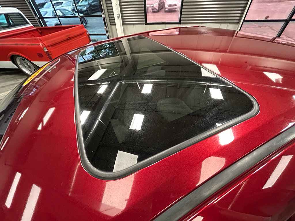 Used 2016 Toyota Camry SE w/ Moonroof Package FWD image 55