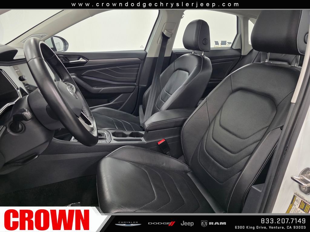 Used 2023 Volkswagen Jetta SEL FWD image 22