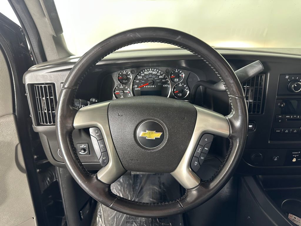 Used 2017 Chevrolet Express 3500 LT w/ LT Preferred Equipment Group image 17