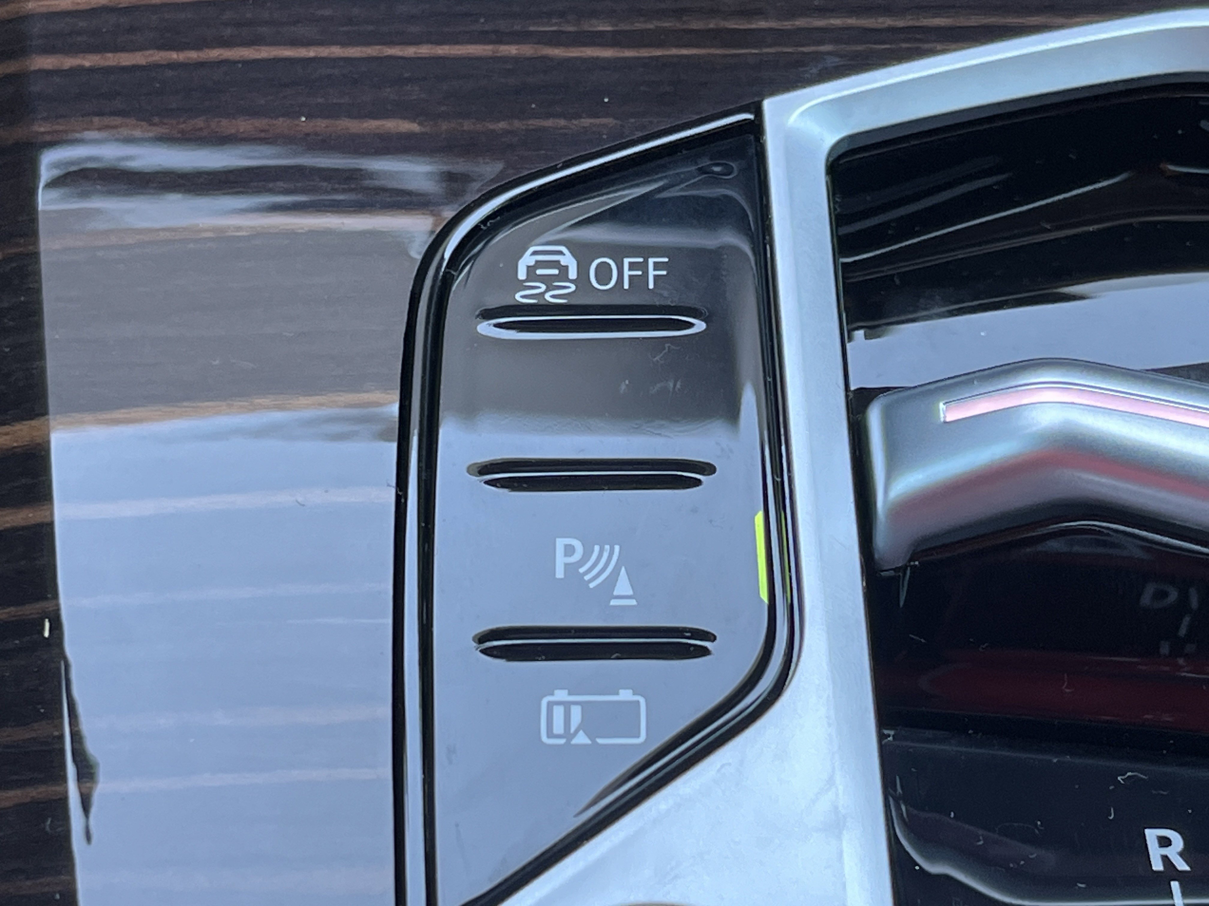 New 2026 BMW X5 xDrive50e w/ Premium Package AWD/4WD image 10