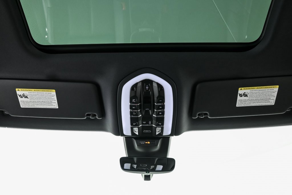 New 2026 Porsche Macan image 20