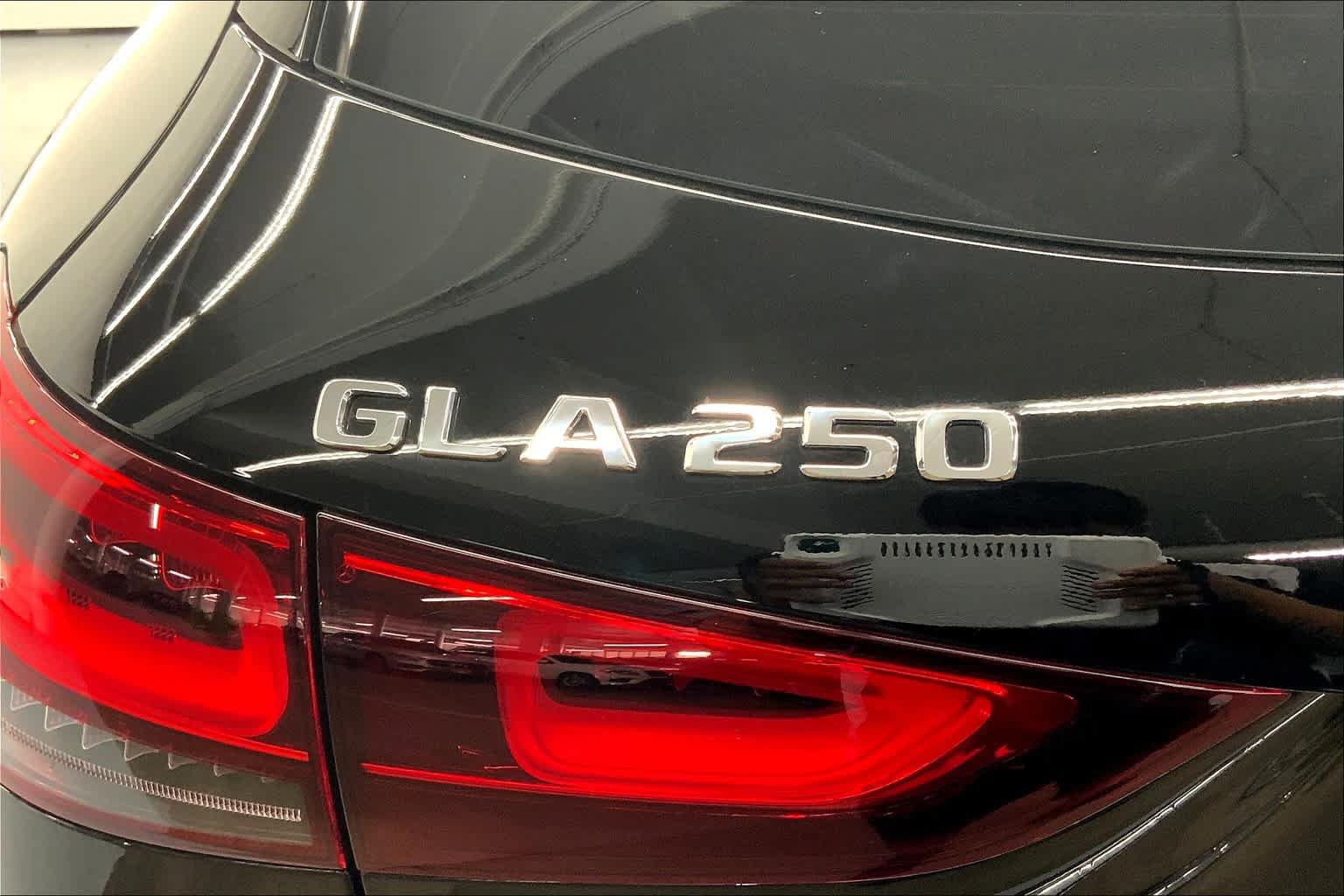 Certified 2023 Mercedes-Benz GLA 250 image 8