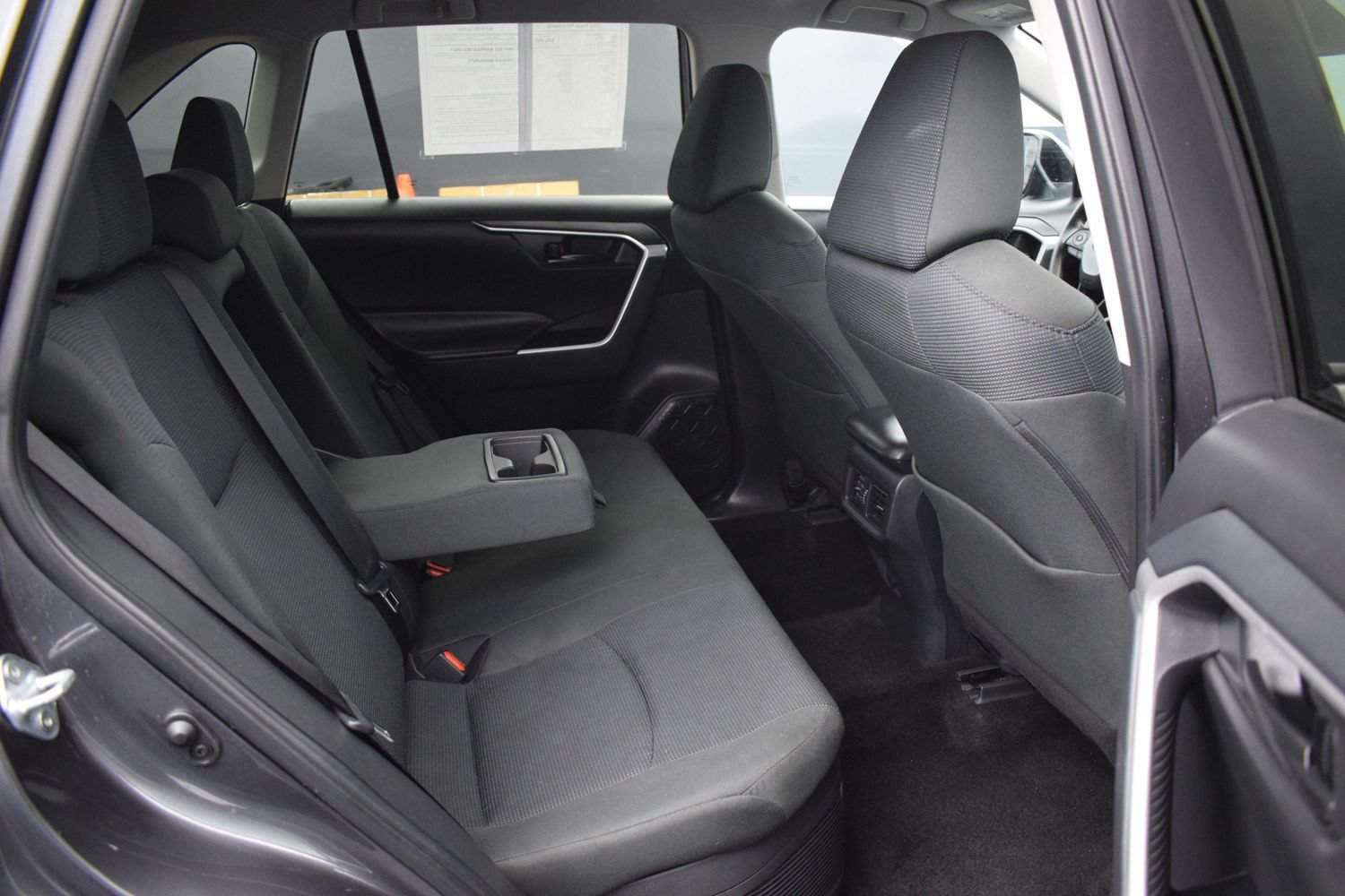 Used 2024 Toyota RAV4 LE AWD/4WD image 11