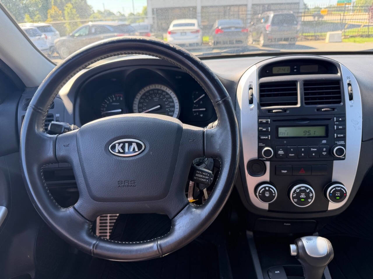 Used 2007 Kia Spectra5 SX FWD image 17