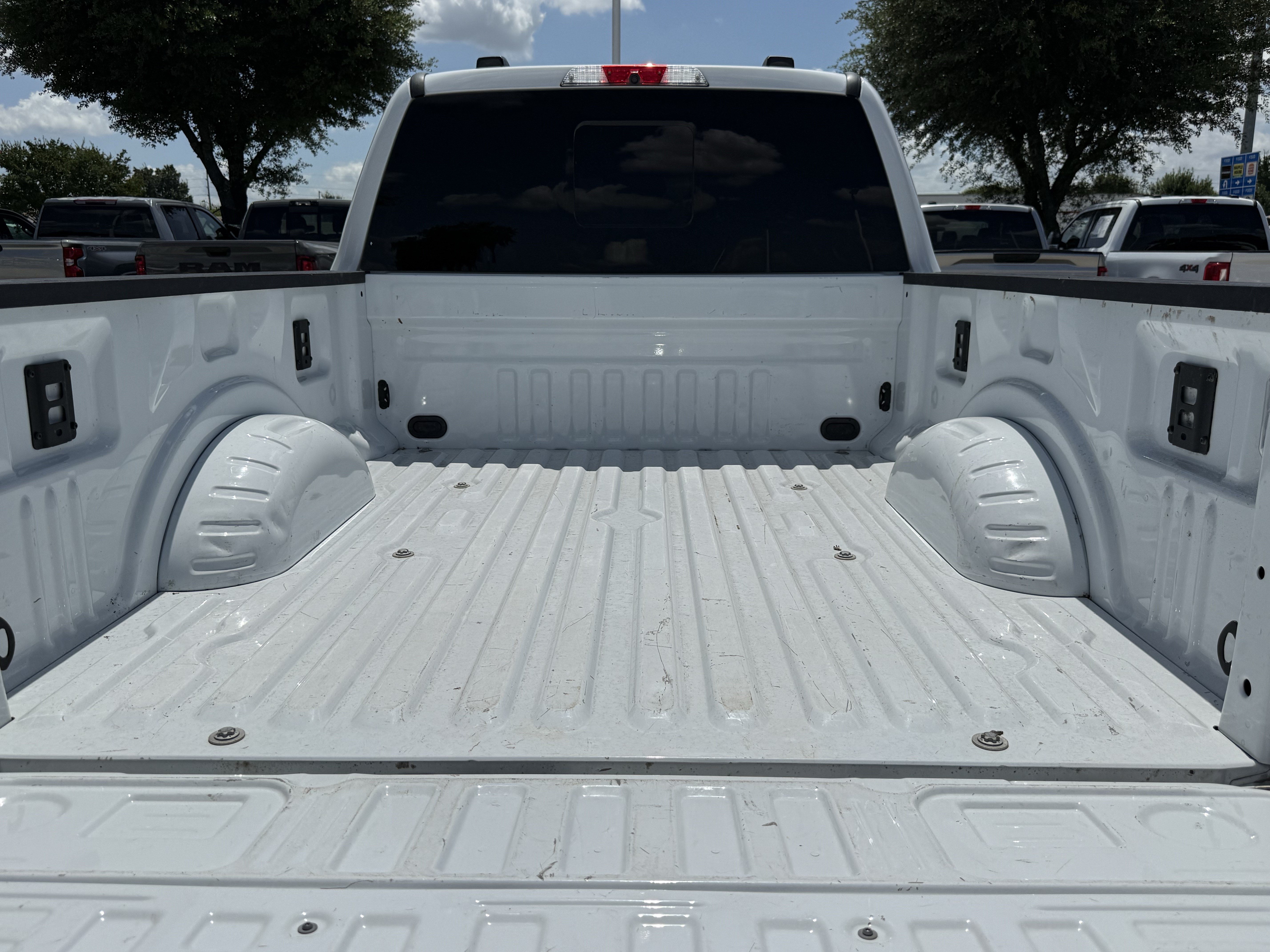 Used 2024 Ford F250 Lariat AWD/4WD image 30