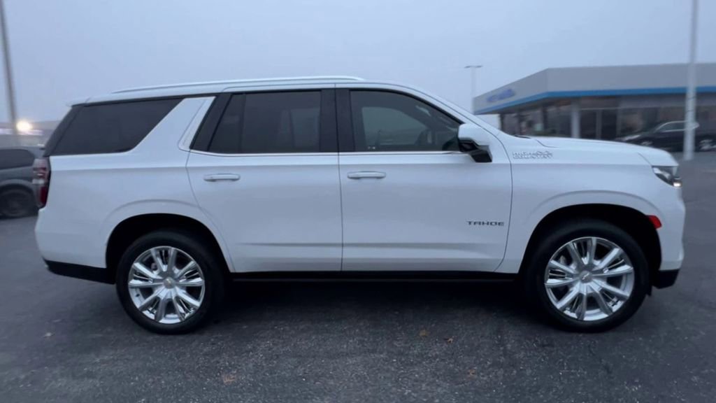 Used 2021 Chevrolet Tahoe High Country w/ Premium Package AWD/4WD image 9