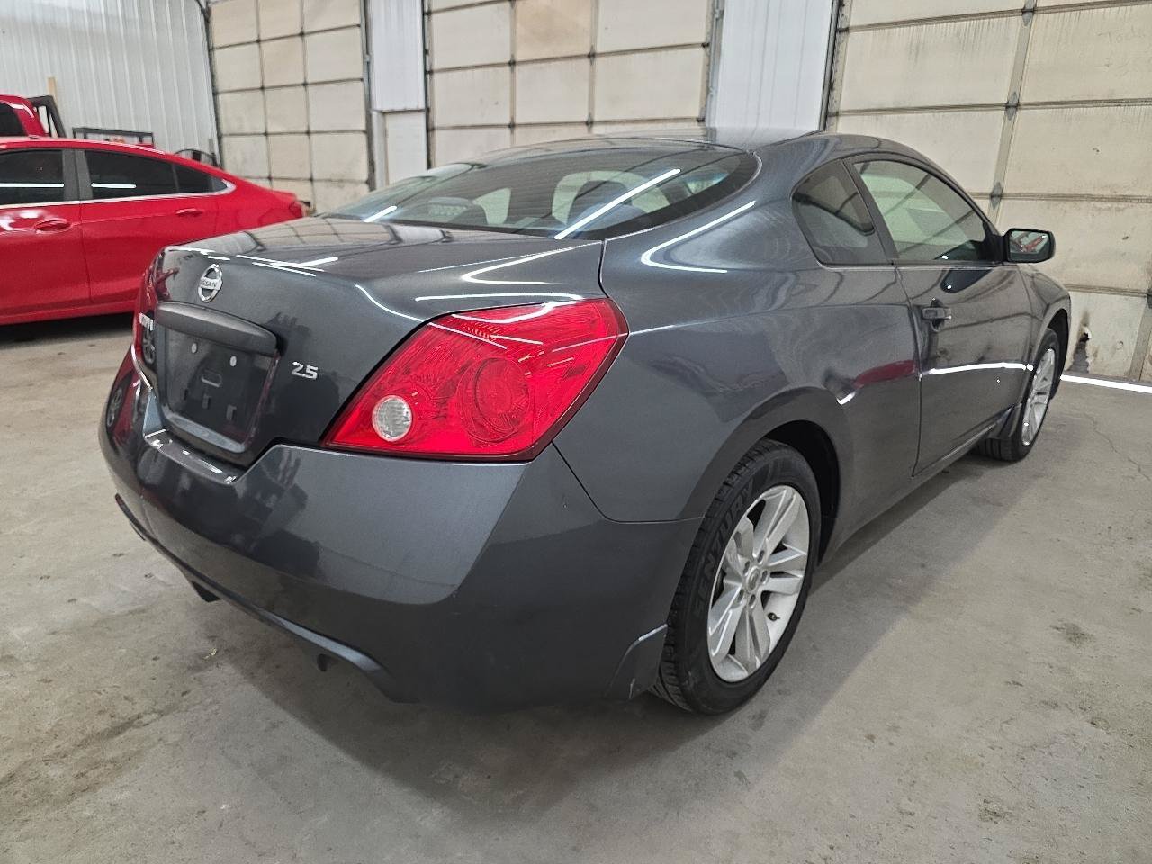 Used 2013 Nissan Altima 2.5 S FWD image 13