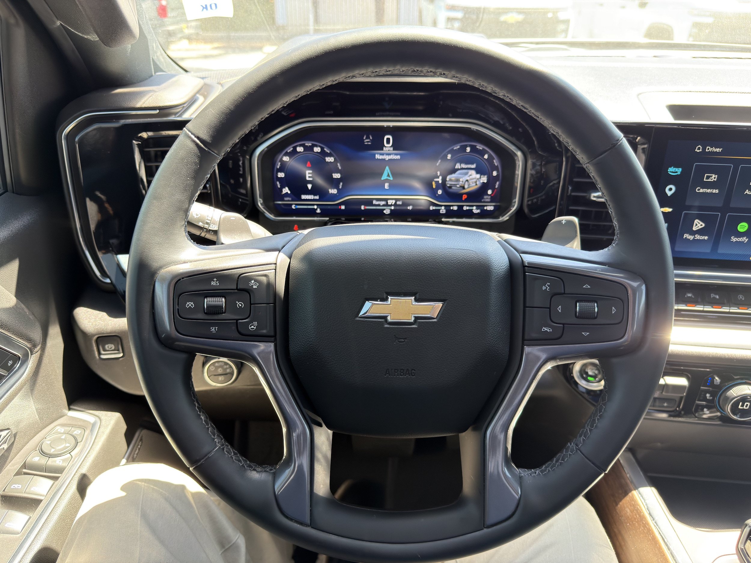 Used 2024 Chevrolet Silverado 1500 High Country w/ High Country Premium Package AWD/4WD image 37