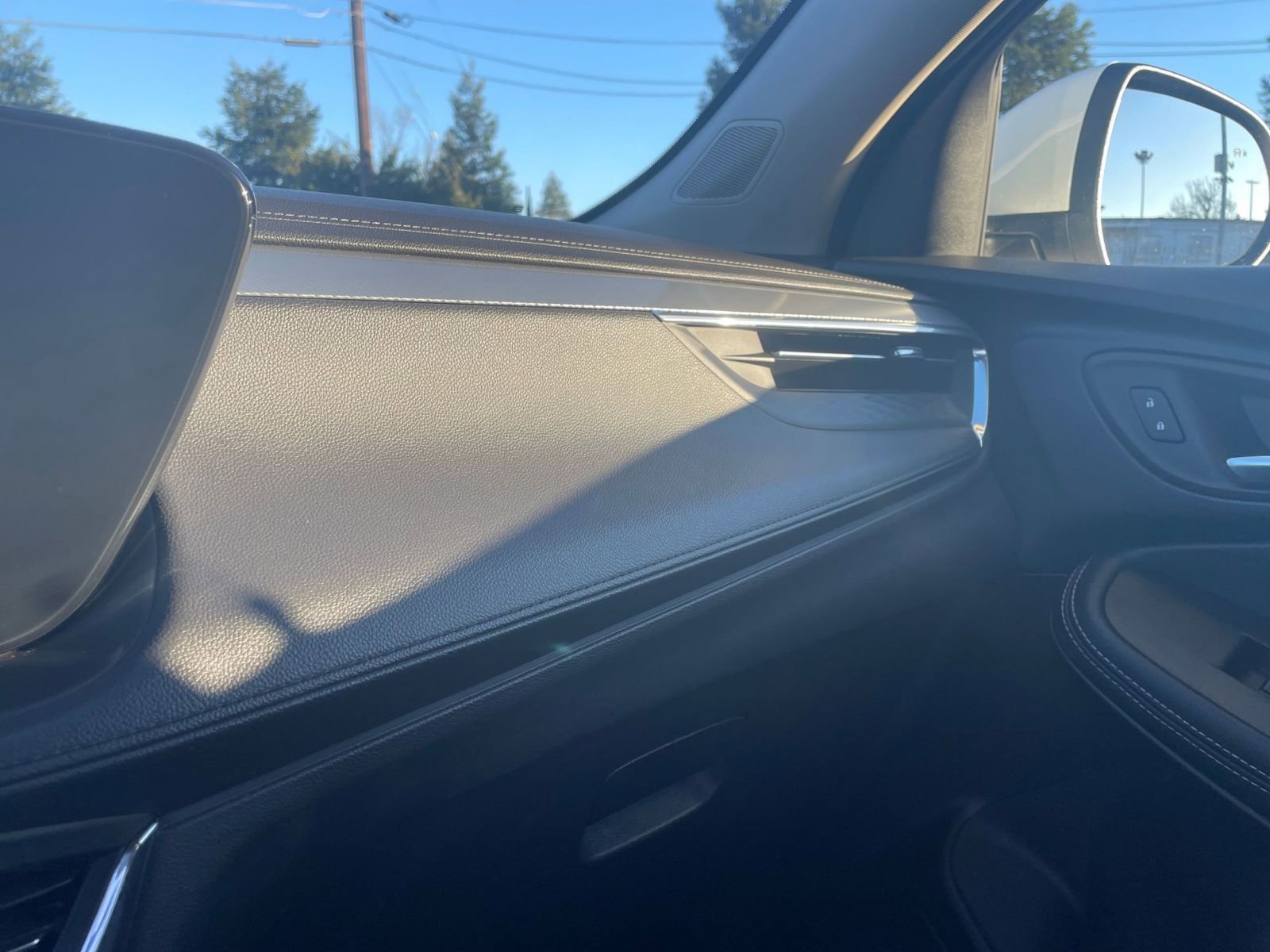 Used 2025 Buick Encore GX Preferred image 35