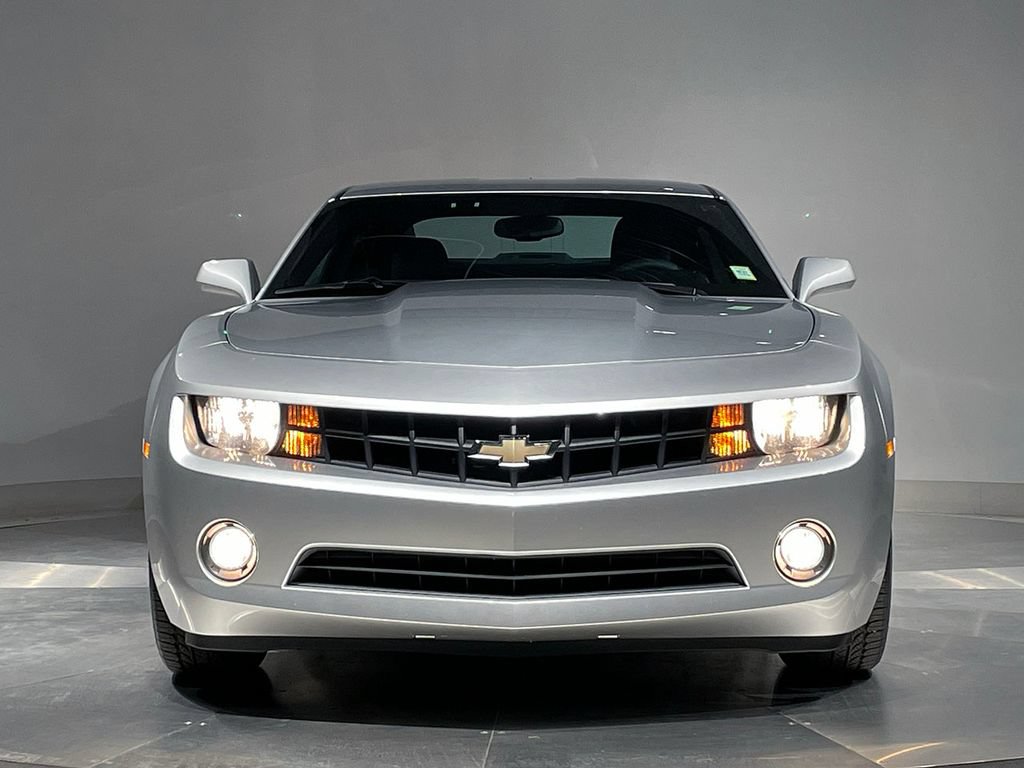 Used 2010 Chevrolet Camaro LT RWD image 21