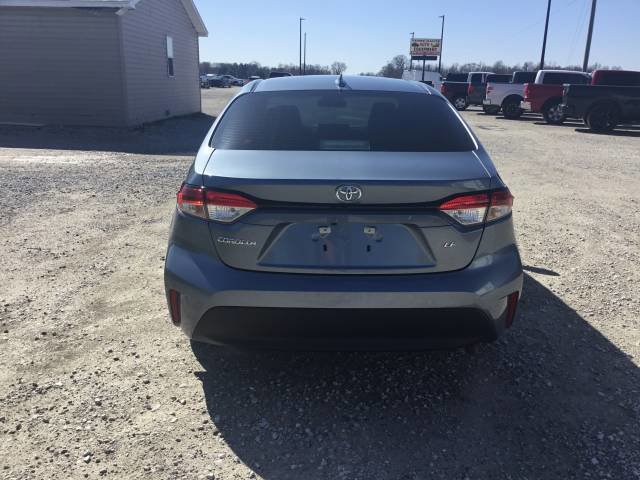 Used 2025 Toyota Corolla LE FWD image 4
