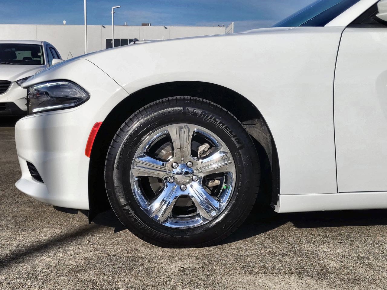 Used 2018 Dodge Charger SXT RWD image 20