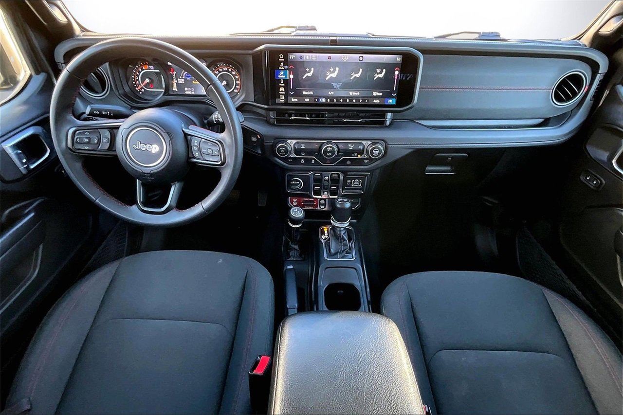 Certified 2024 Jeep Wrangler Unlimited Rubicon image 14